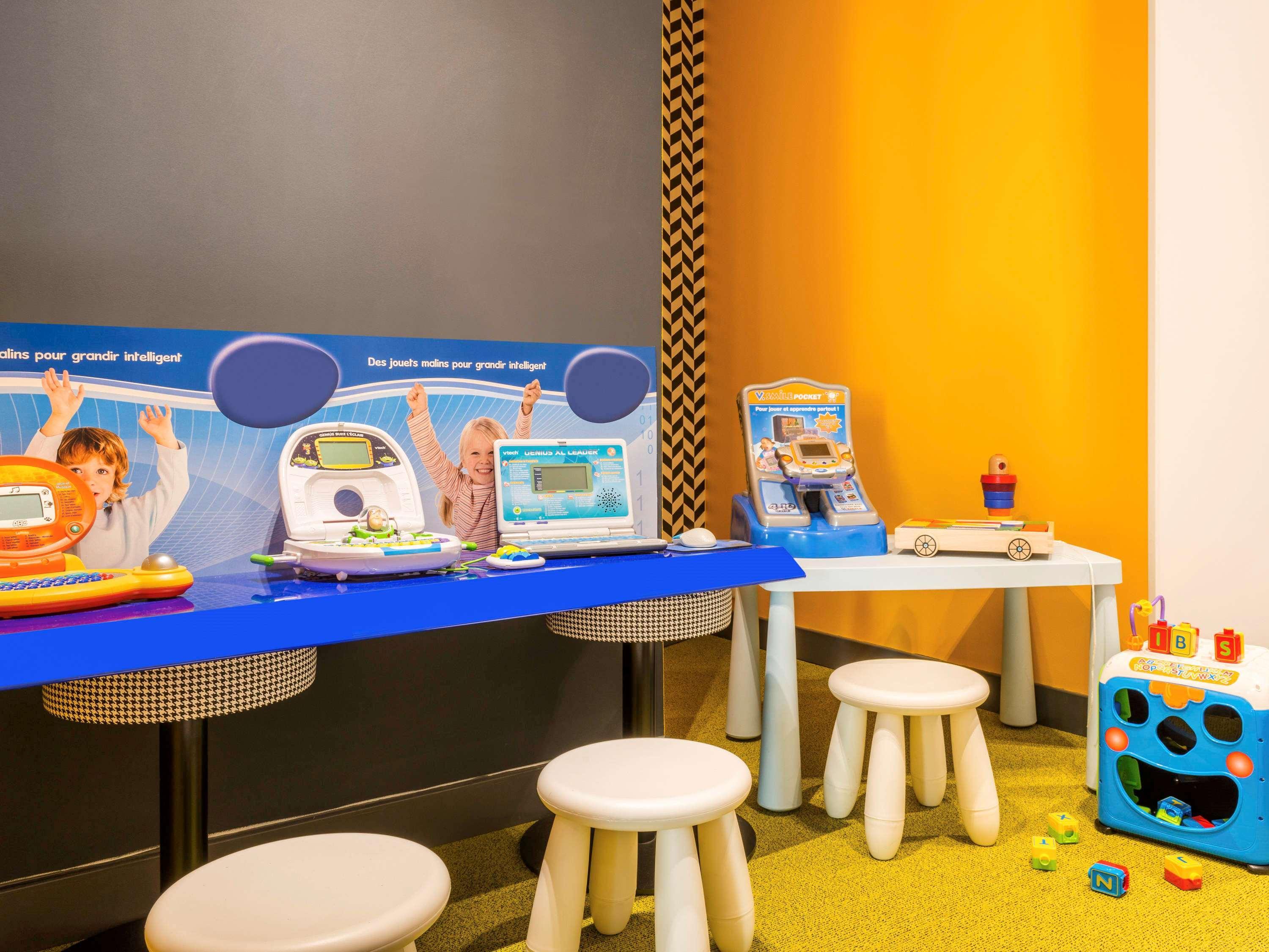 Ibis Styles Crimée La Hotel 3*